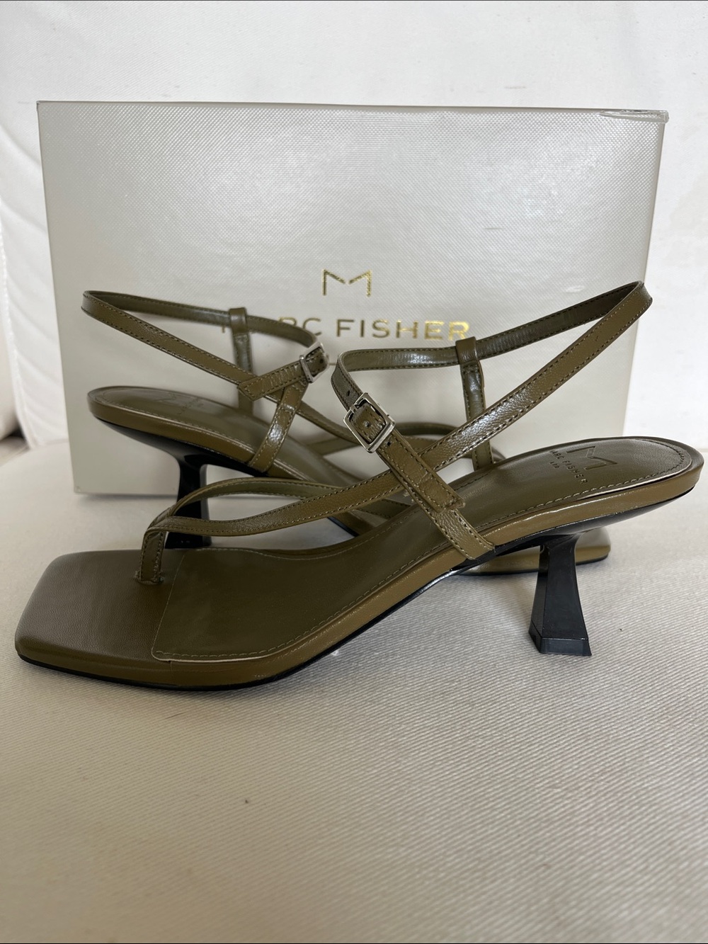 MARC FISHER CALINDA SANDAL
